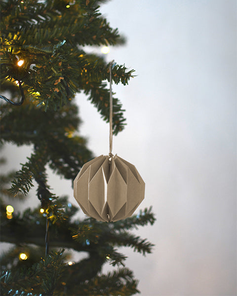 Weihnachtskugel Papier "Hylta" beige – Storefactory
