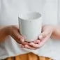 Preview: Stoneware mug "Calma" – handmade - Eulenschnitt - Article Picture 4