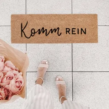 Zerbino con scritta "Komm REIN" 75x25cm – cocco - Eulenschnitt