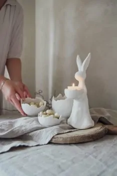 Bougie chauffe-plat lapin avec œuf - Majas Cottage - Photo de l'article 4