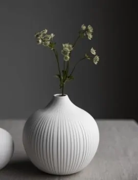 Vase "Fröbacken" medium white - Storefactory