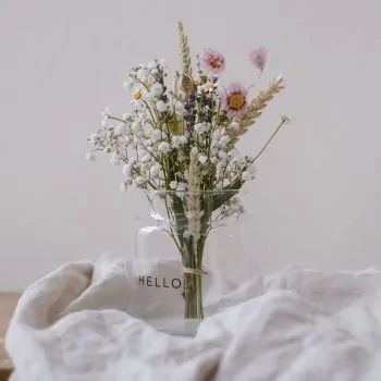 Vase aus Glas "Hello" mittel schwarz - Eulenschnitt