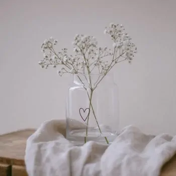 Vase aus Glas Herz 14x10cm schwarz - Eulenschnitt Artikelbild 5