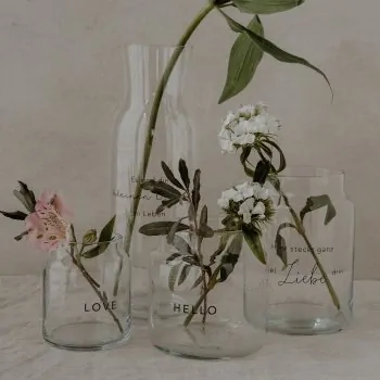 Vase aus Glas "Love" klein schwarz - Eulenschnitt Artikelbild 5