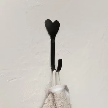 Crochet "heart" noir Design 1 - Bastion Collections - Photo de l'article 2