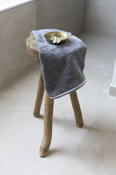 Hand towel "hearts" 50x100cm dark gray - Bastion Collections