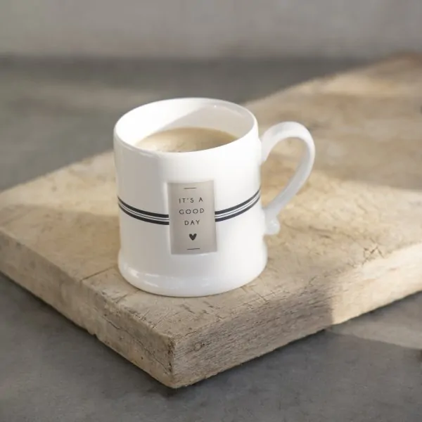 Cup "IT'S A GOOD DAY" black - Bastion Collections - Article Picture 2