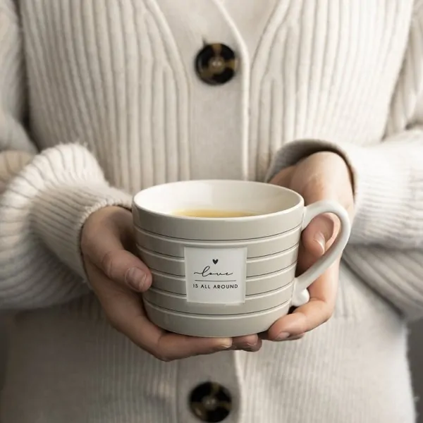 Cup "love is all around" big beige - Bastion Collections - Article Picture 3