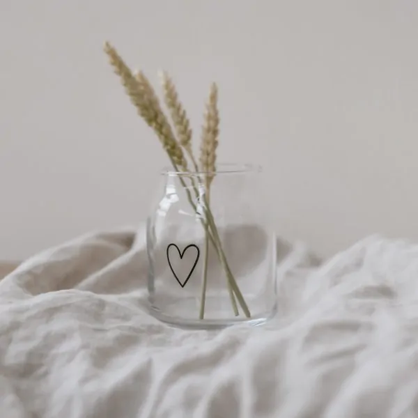 Vase aus Glas Herz klein schwarz - Eulenschnitt Artikelbild 5