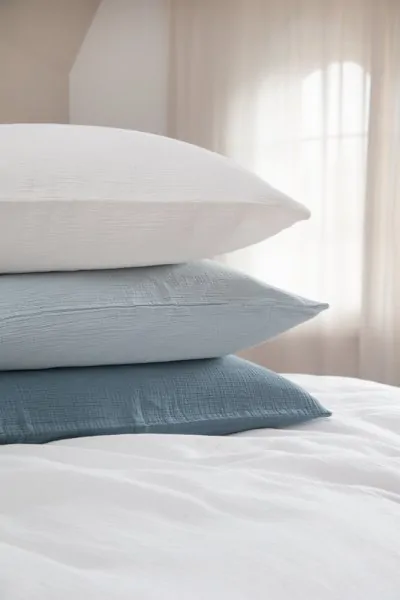 Muslin pillowcase Jula white 65x100cm - Farbliebe - Article Picture 3